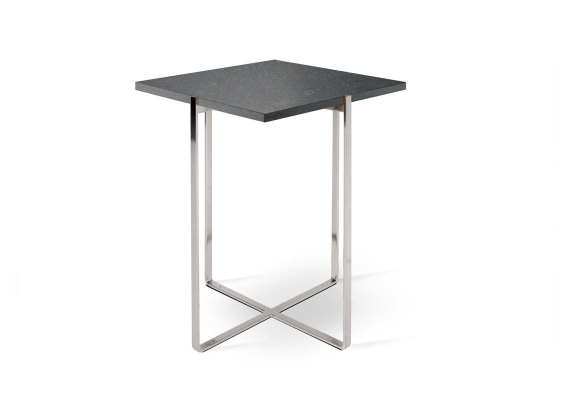 CIMA Pequena Side Table